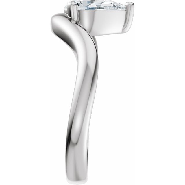 Scarlett Engagement Ring - 10ct White Gold - Diamond Spread 1
