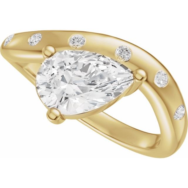 Hart Engagement Ring - 10ct Yellow Gold - Diamond Spread 2