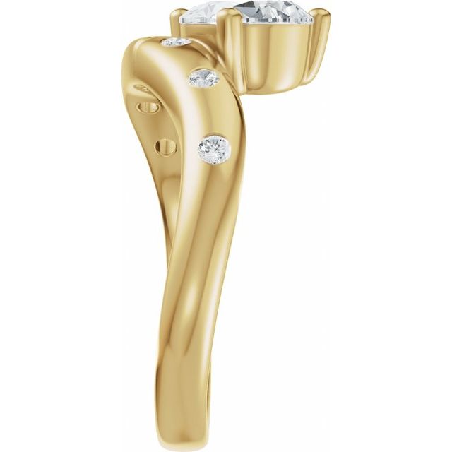 Hart Engagement Ring - 10ct Yellow Gold - Diamond Spread 2