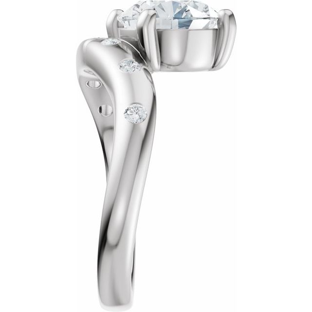 Hart Engagement Ring - 10ct White Gold - Diamond Spread 2