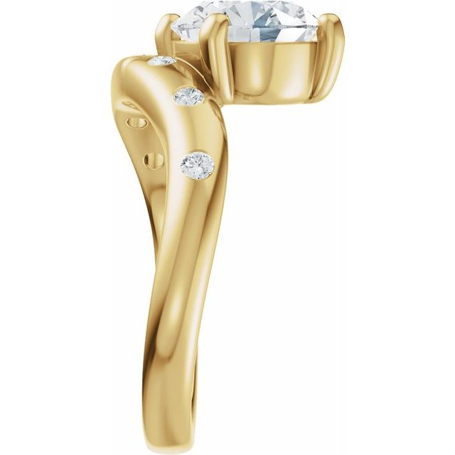 Hart Engagement Ring - 10ct Yellow Gold - Diamond Spread 2