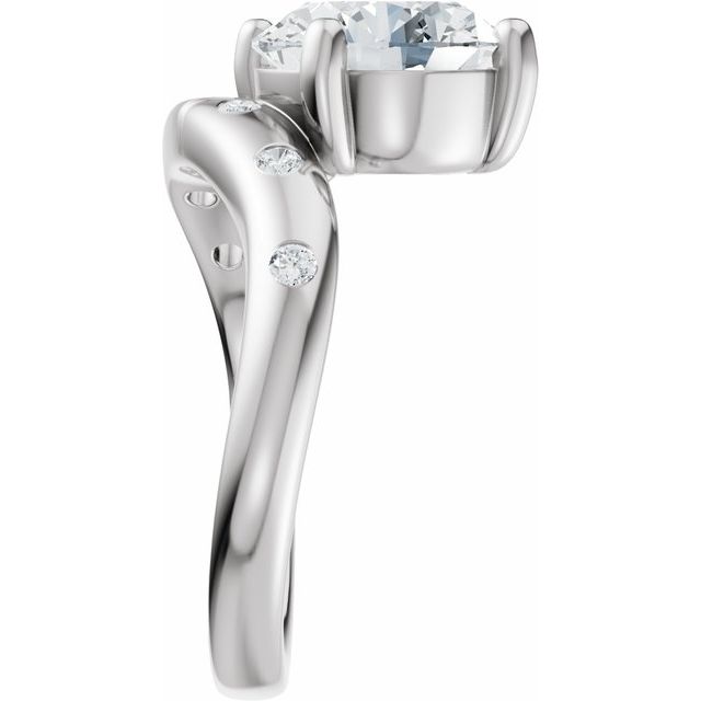Hart Engagement Ring - 10ct White Gold - Diamond Spread 3