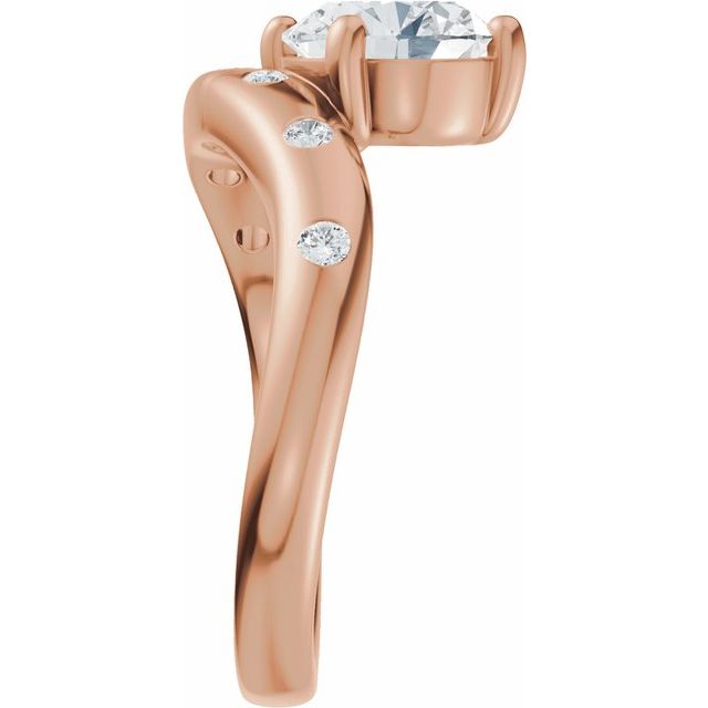 Hart Engagement Ring - 10ct Rose Gold - Diamond Spread 1