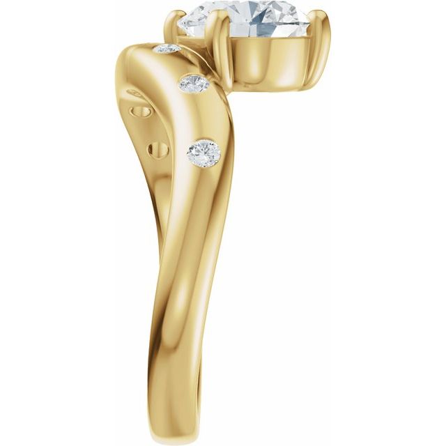Hart Engagement Ring - 10ct Yellow Gold - Diamond Spread 1