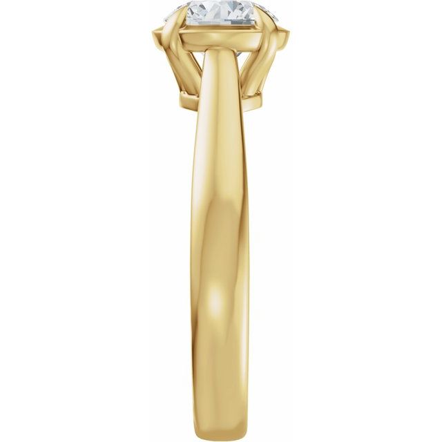 Taylor Engagement Ring - 10ct Yellow Gold - Diamond Spread 1