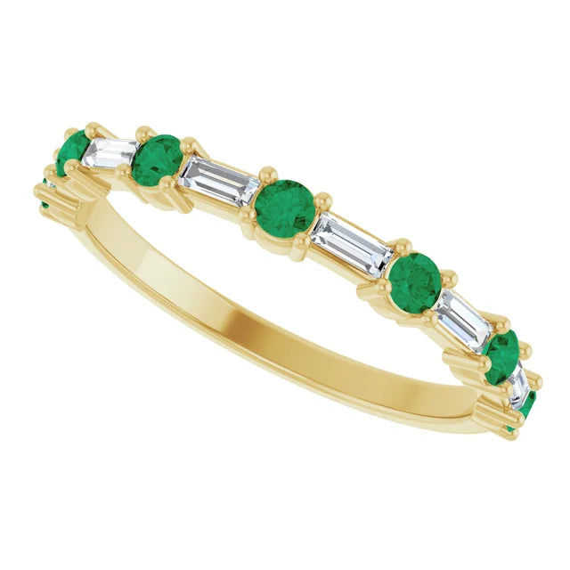 SEQUENCE Baguette and round diamond and gemstone band