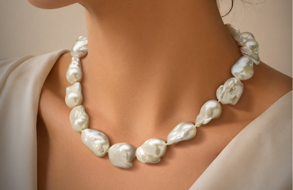Baroque Pearl Necklace with 18ct Yellow Gold Invisible Twist Clasp