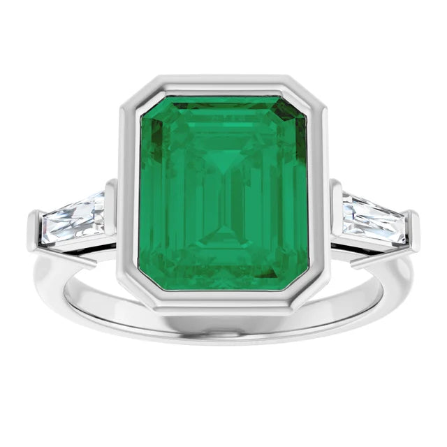 MILANIA - Emerald Cut and Tapered Baguette Ring